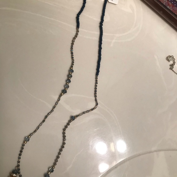 Long statement necklace - Picture 4 of 5